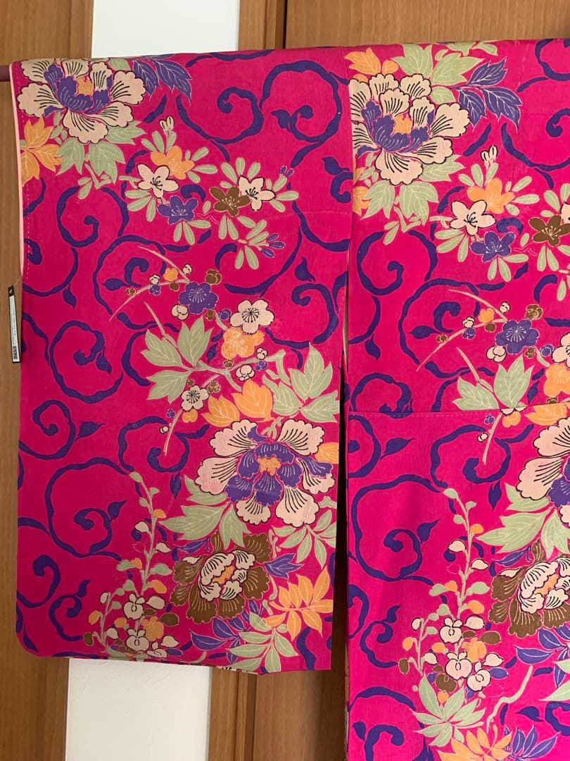 アンティーク着物　大正ロマン　濃いピンク