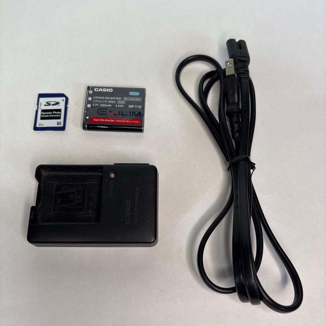 デジカメ CASIO EXILIM EX-ZR10