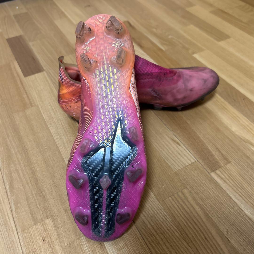 adidas ピンク サッカーシューズ FG