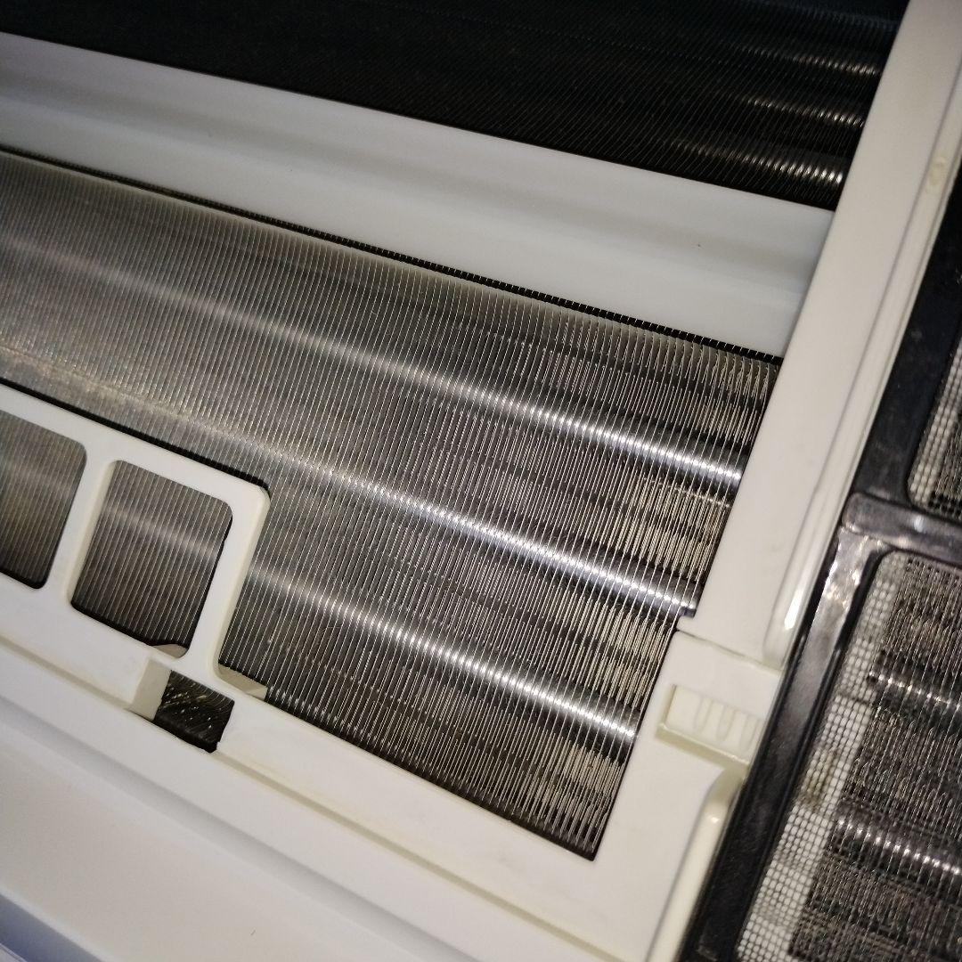 送料無料　パナソニック６畳エアコン ２０１５年　配管セット　リモコン　裏板　実働