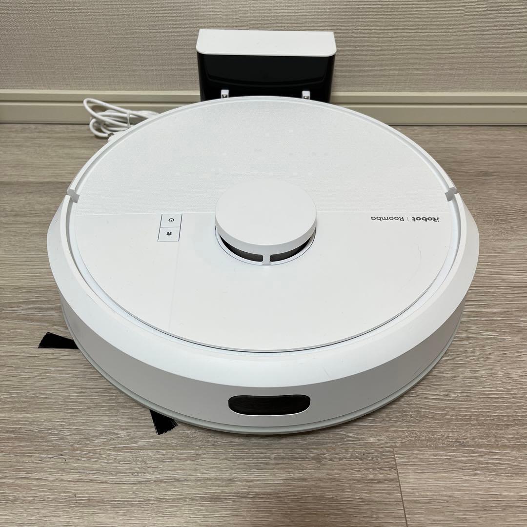 d*n様 iRobot ルンバ　ロボット掃除機