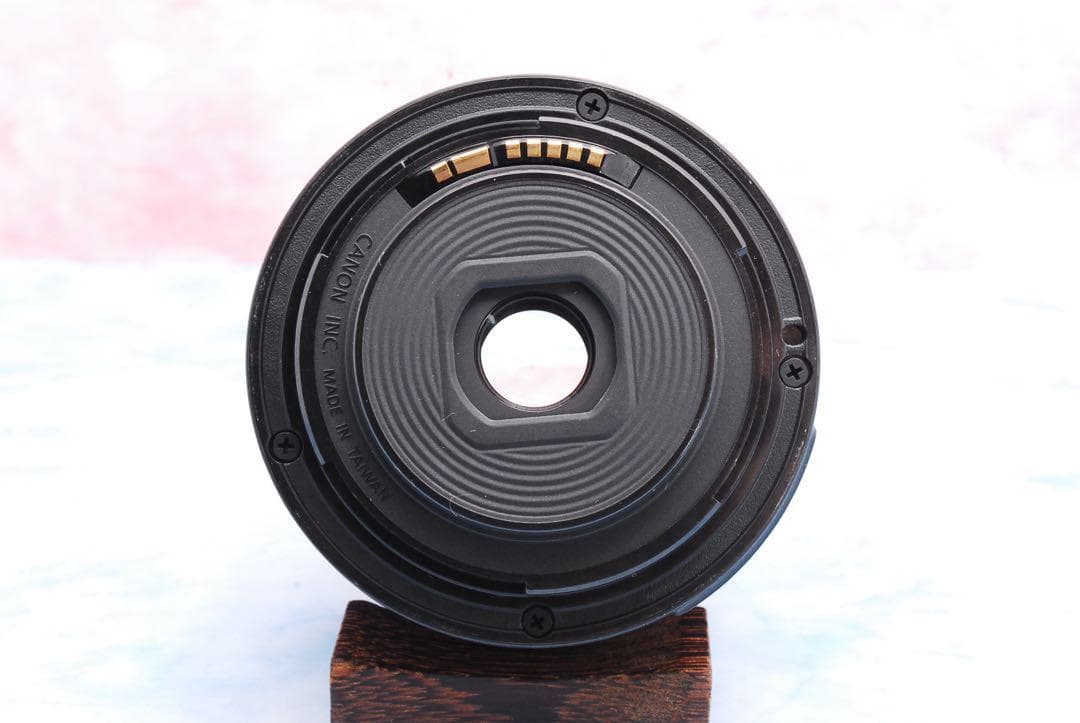 キャノン Kiss X9★一眼レフカメラ★高性能レンズ付★Wi-Fi搭載