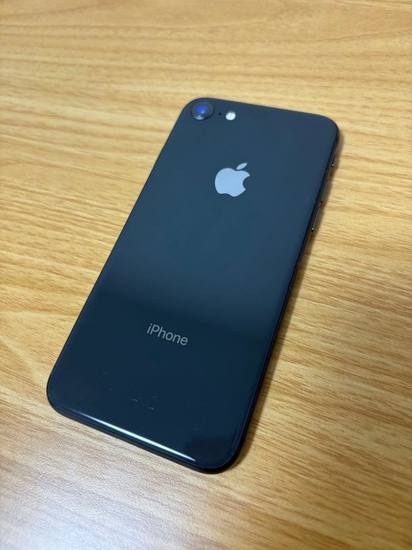 早い者勝ちiPhone8 256GB SIMフリー スペースグレイ