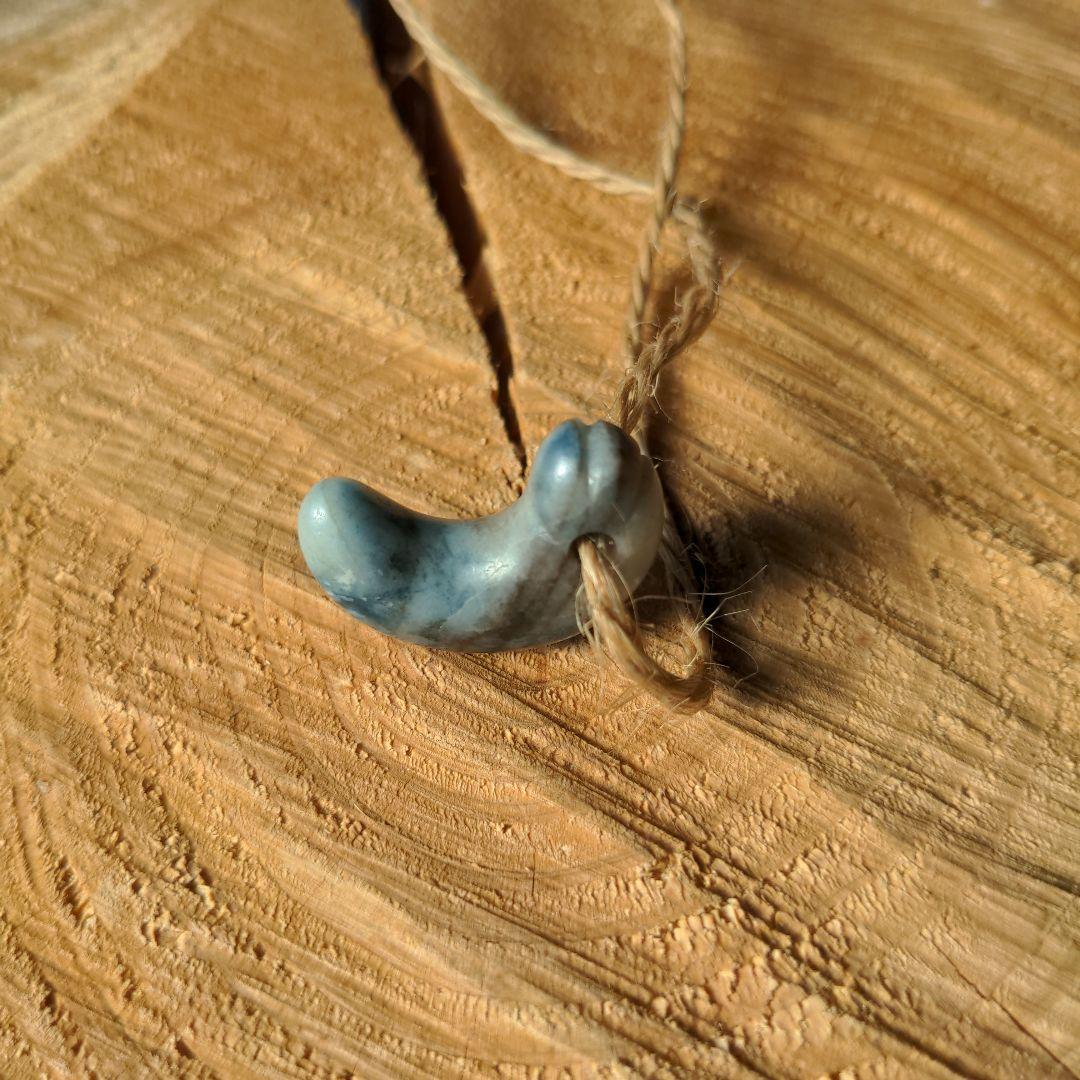 【糸魚川翡翠】勾玉 《入りコン沢》