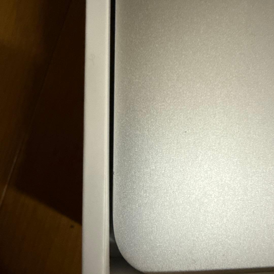 M1 A2337 MacBook Air 8GBメモリ 256GB SSD