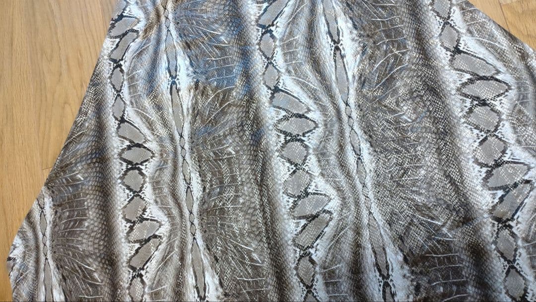 R-LONDON ロングモモンガ 蛇柄 タグ付き新品未使用