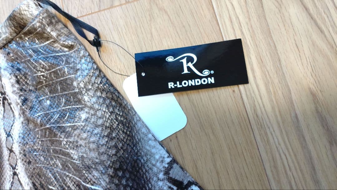 R-LONDON ロングモモンガ 蛇柄 タグ付き新品未使用