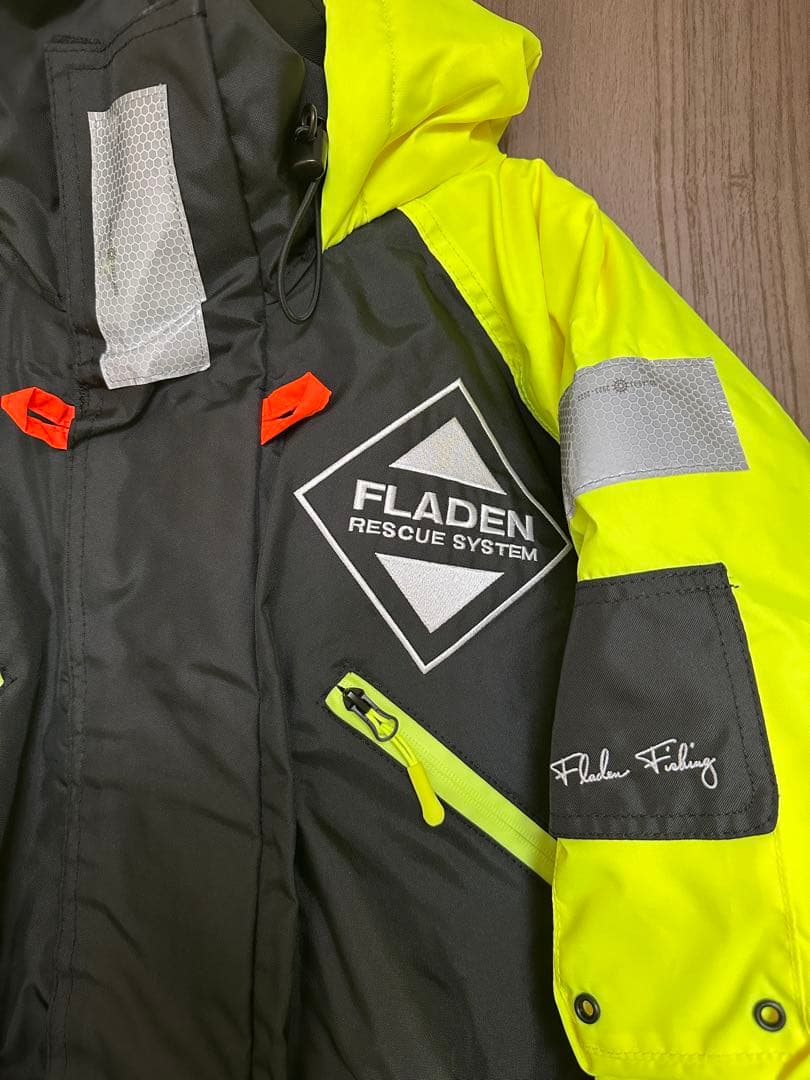FLADEN RESCUE SYSTEM フィッシングスーツ