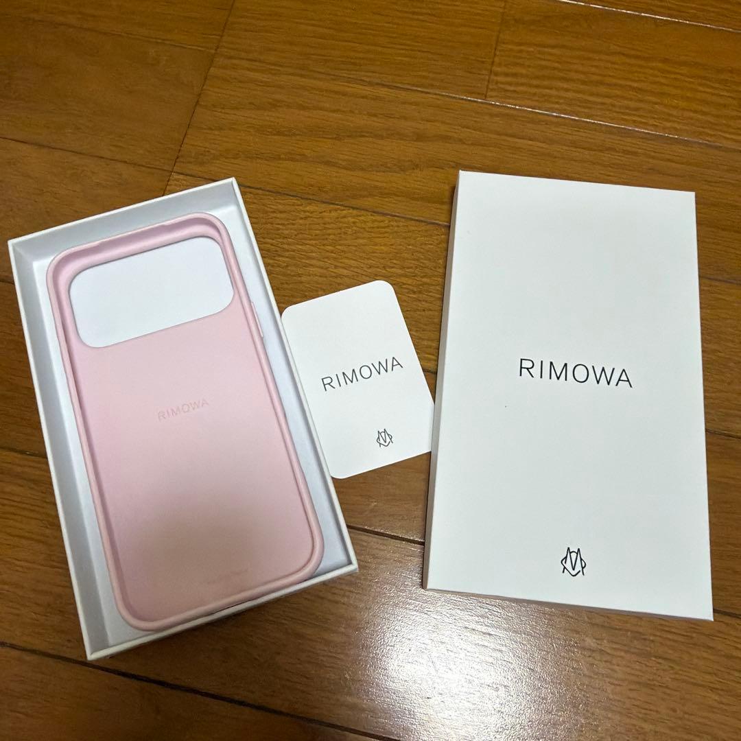 rimowa リモワ iPhone17promax ピンクケース