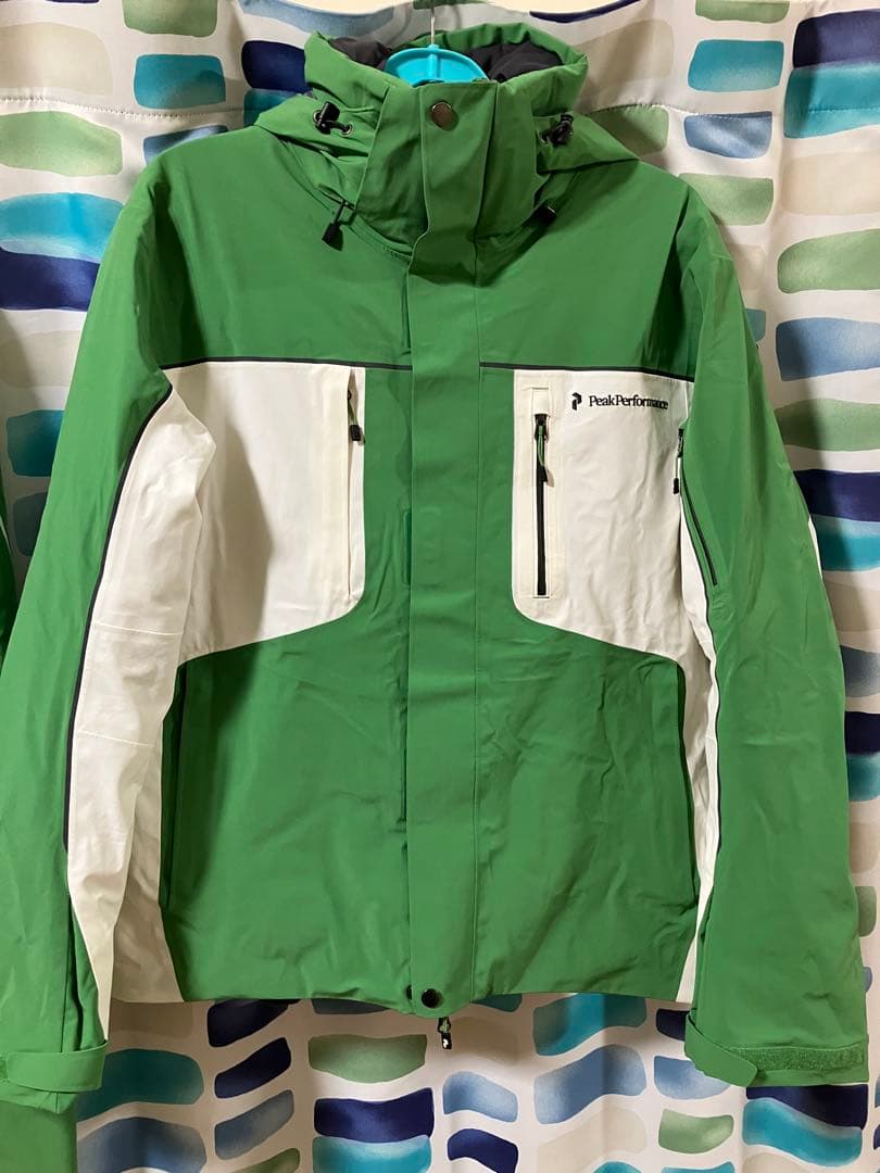 【貴重な綿入】Peak Performance スキーウェア 緑色