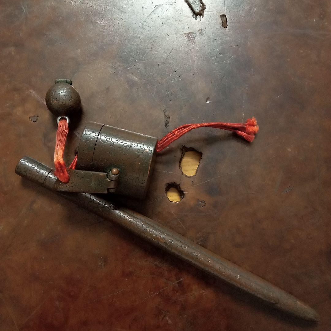 希少★銅製★骨董/キセル/たばこ/煙草入 喫煙具 緒締め 煙管 腰挿 唐草模様