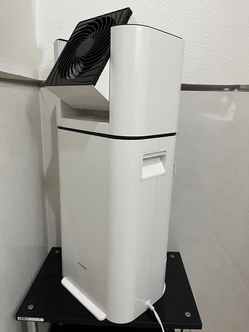 IRIS DDD-50E 衣類除湿乾燥機　除湿機