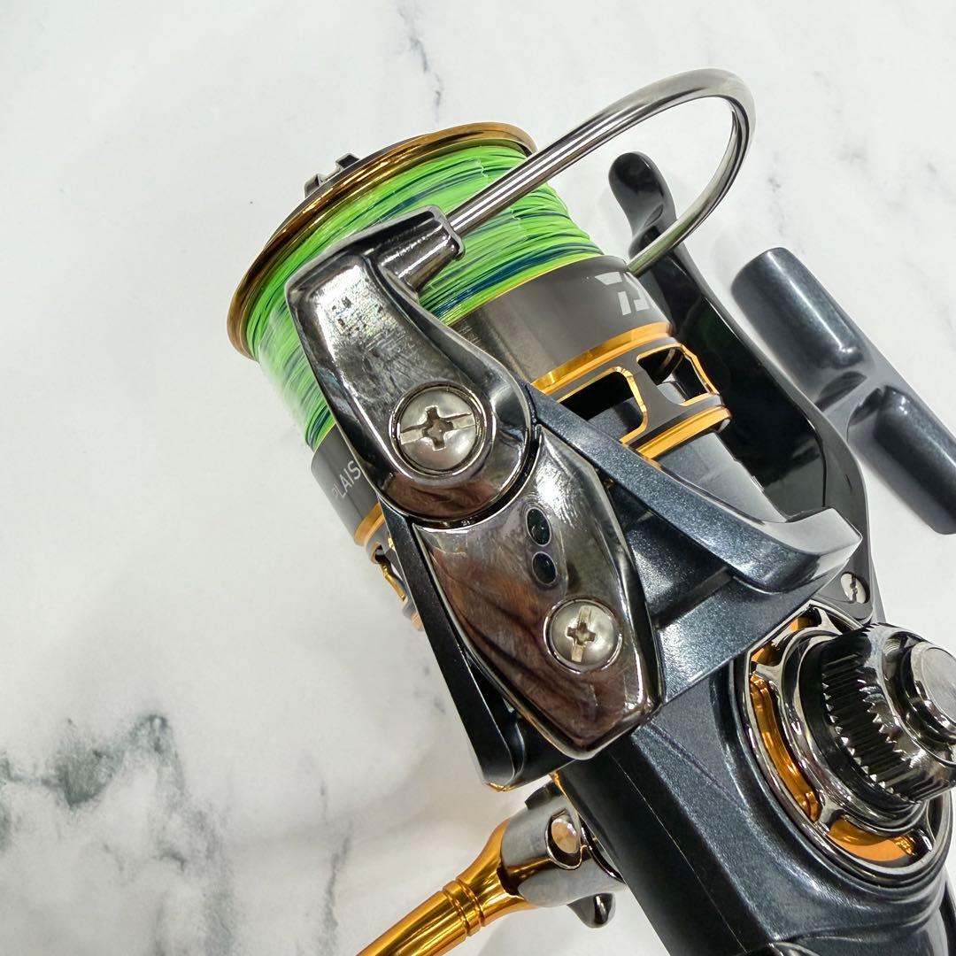 ダイワ　PLAISO 2500H-LBD リール　釣竿　釣具　釣り　中級者向け