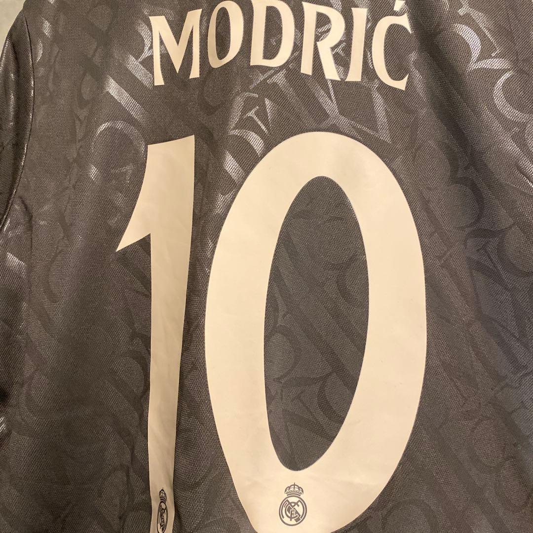 モドリッチ　レアル・マドリード 24/25 サード　CL仕様