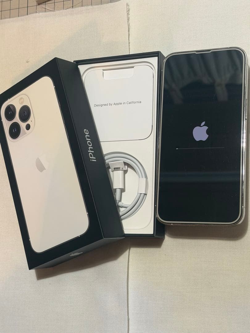 iPhone13Pro 512GB シルバー　SIMフリー