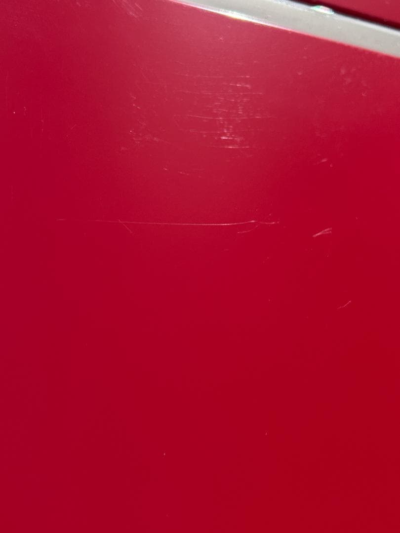 USM Haller キャビネット1列4段 ルビーレッド、ピュアホワイト