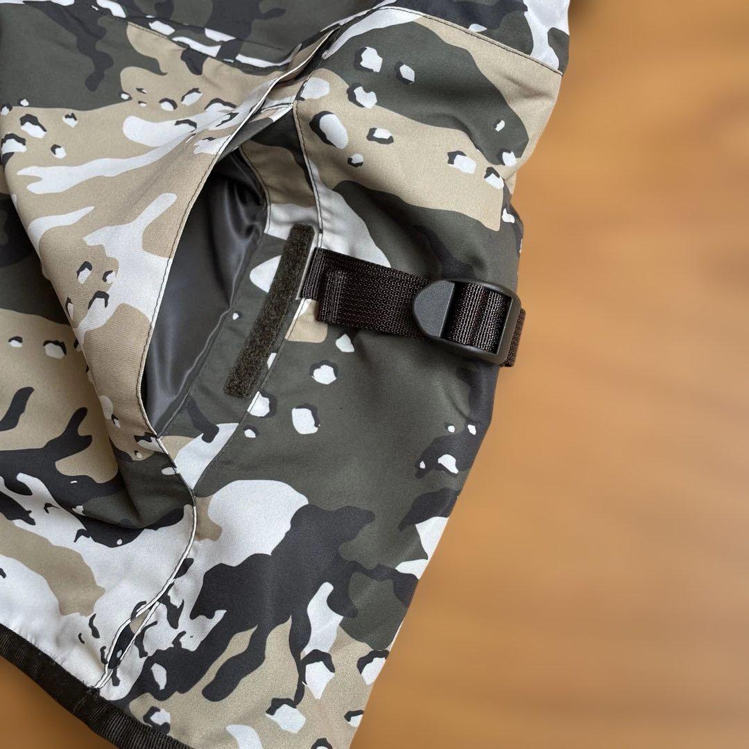 Lノースフェイスカモフラ迷彩5ポケットフィッシングベストタグ付き