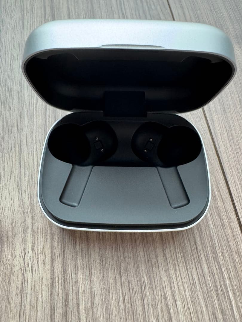 イヤホン bang & olufsen beoplay eleven