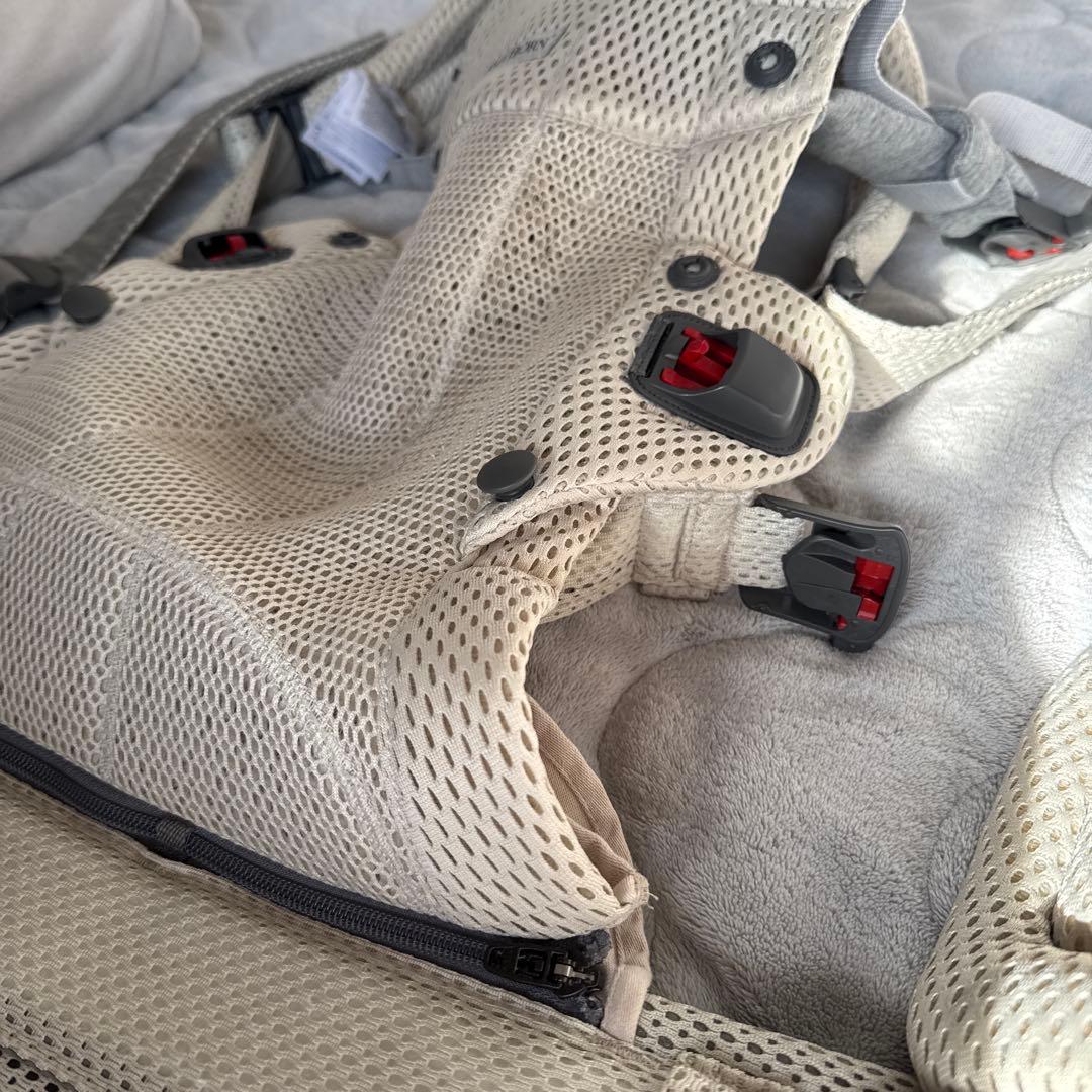 BabyBjörn HARMONY 抱っこ紐 & ひんやり冷感エアパッドセット