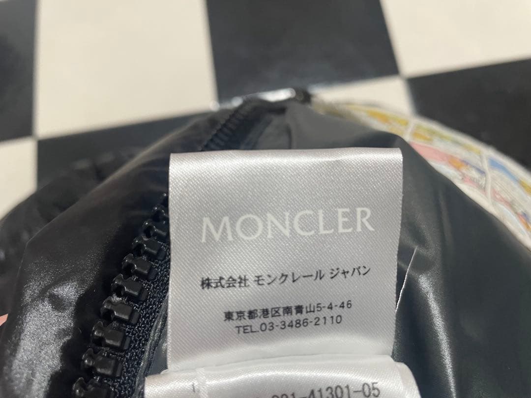 モンクレール　エバー　シャイニーブラック　サイズ1 袖のゴムの伸び少