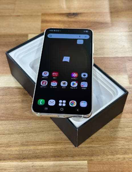 [超美品] ギャラクシー S23 256GB SC-51D 国内版SIMフリー