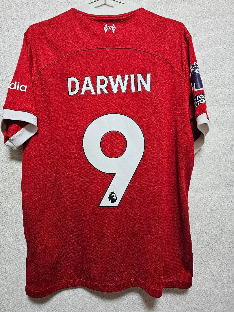 ヌニェス ユニフォーム リバプール リヴァプール