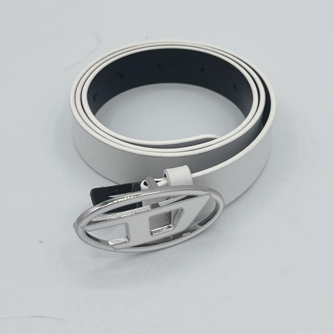 未使用 ディーゼル Dロゴバックル ベルト 80 本革　ホワイト　白