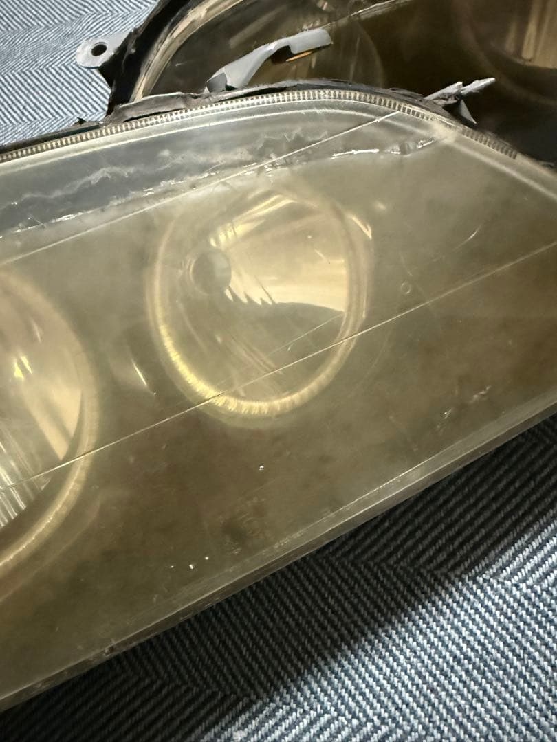 アルテッツァ イカリングヘッドライト