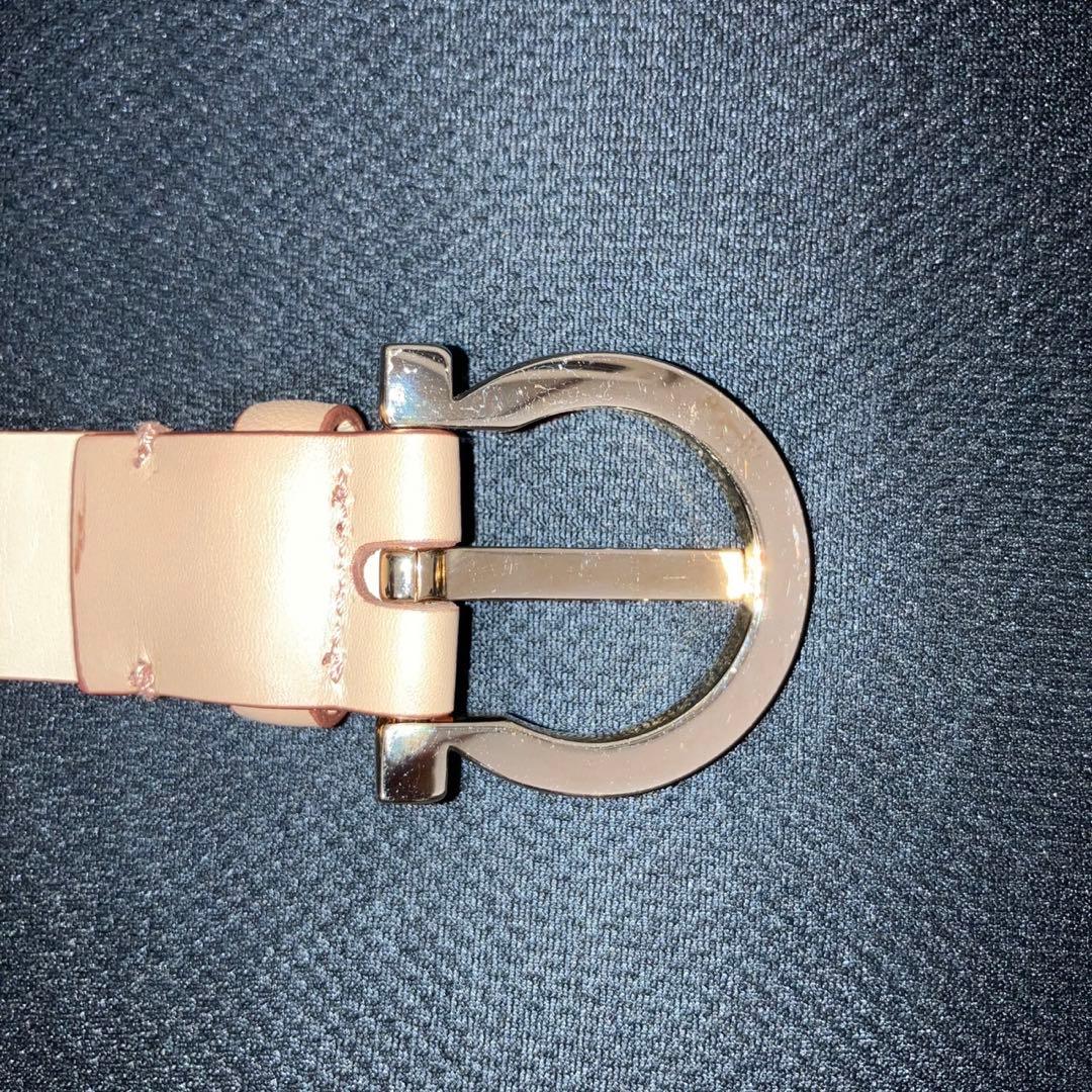 未使用　タグ　袋付き　SALVATORE FERRAGAMO ベルト　フェラガモ