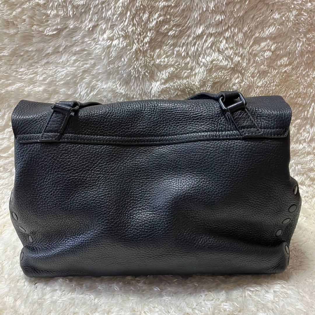 マンゴー様ザネラート　ポスティーナ M カシミアプーラ　ショルダーバッグ