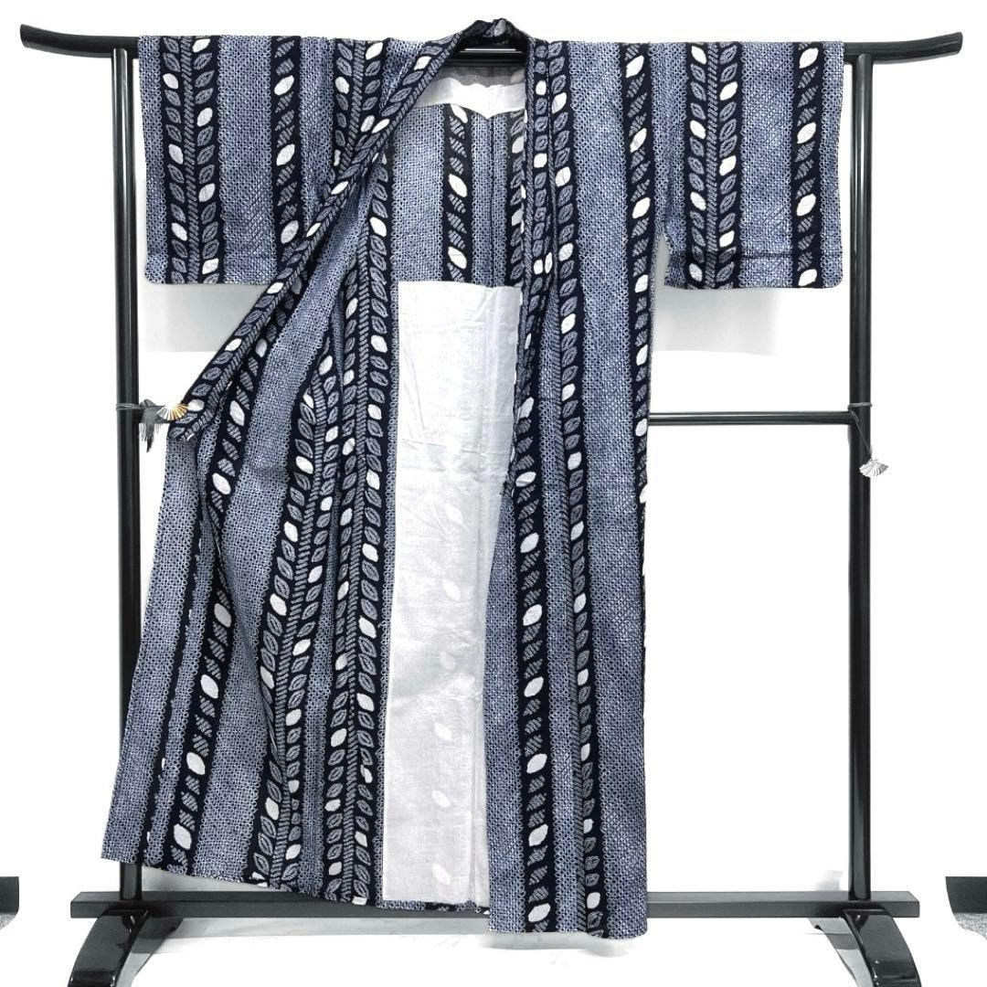 浴衣　有松鳴海絞り　縦縞　リーフ　藍染　ネイビー　着物　042a d