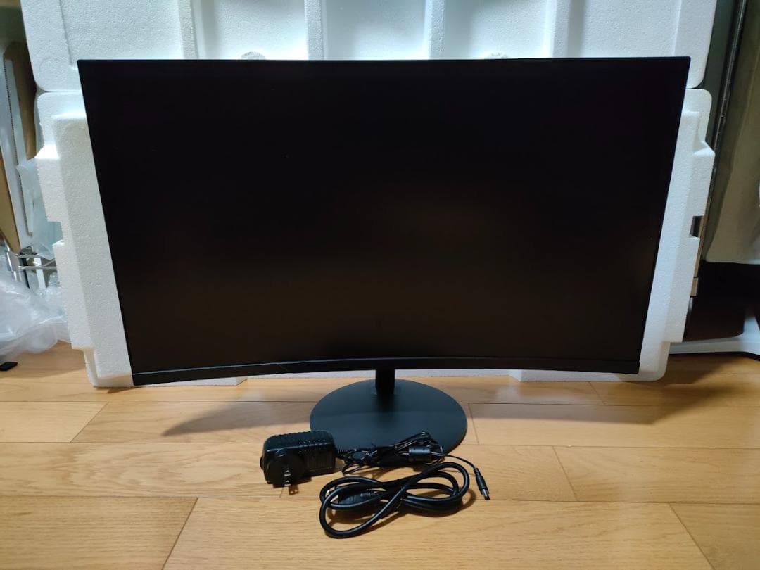 27インチ 湾曲モニター 23年5月購入 KOORUI フルHD