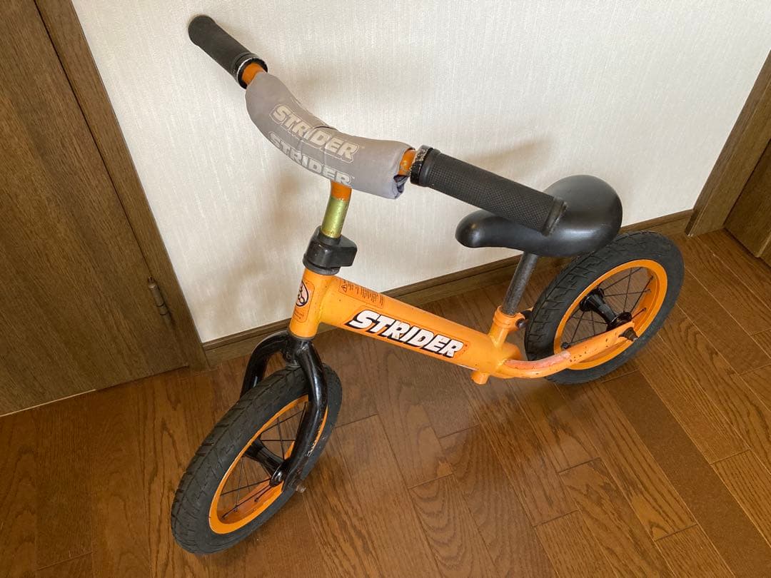 ストライダー カスタム車｜レース用タイヤ＆カスタムハンドル