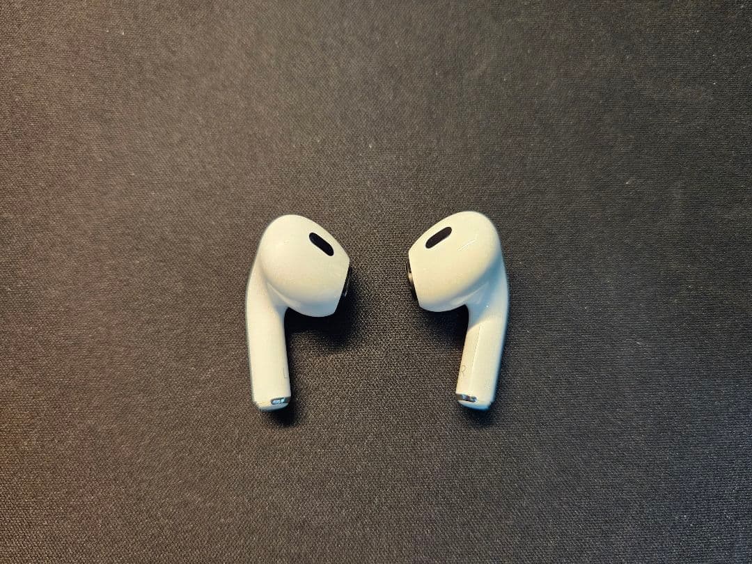 4*i様 AirPods Pro 2 (第2世代) USB-C 本体