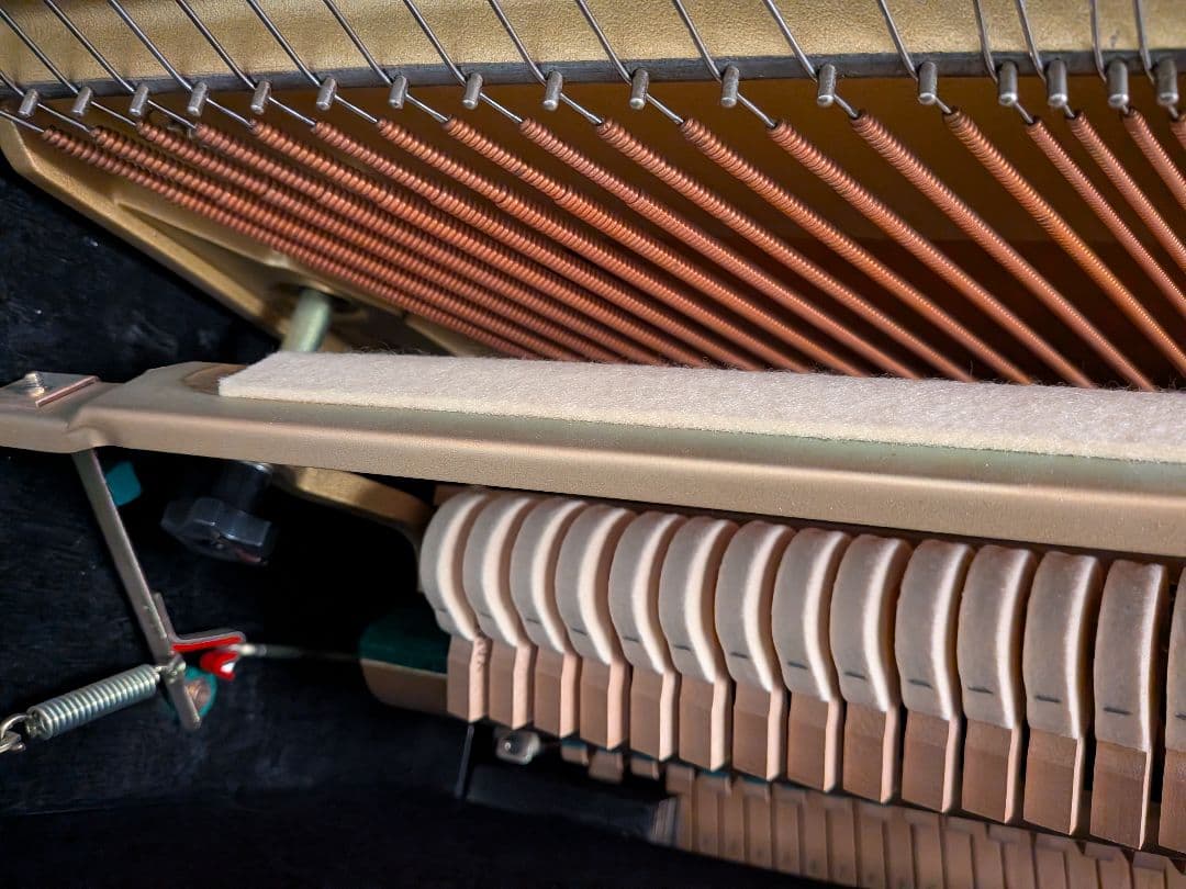 YAMAHA 鍵盤数88 黒ピアノ 椅子付き