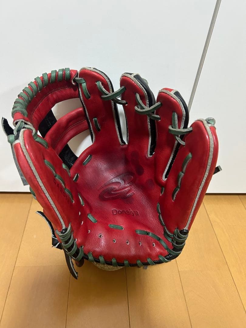 ま*る様 Donaiwa 軟式グローブ オーダー