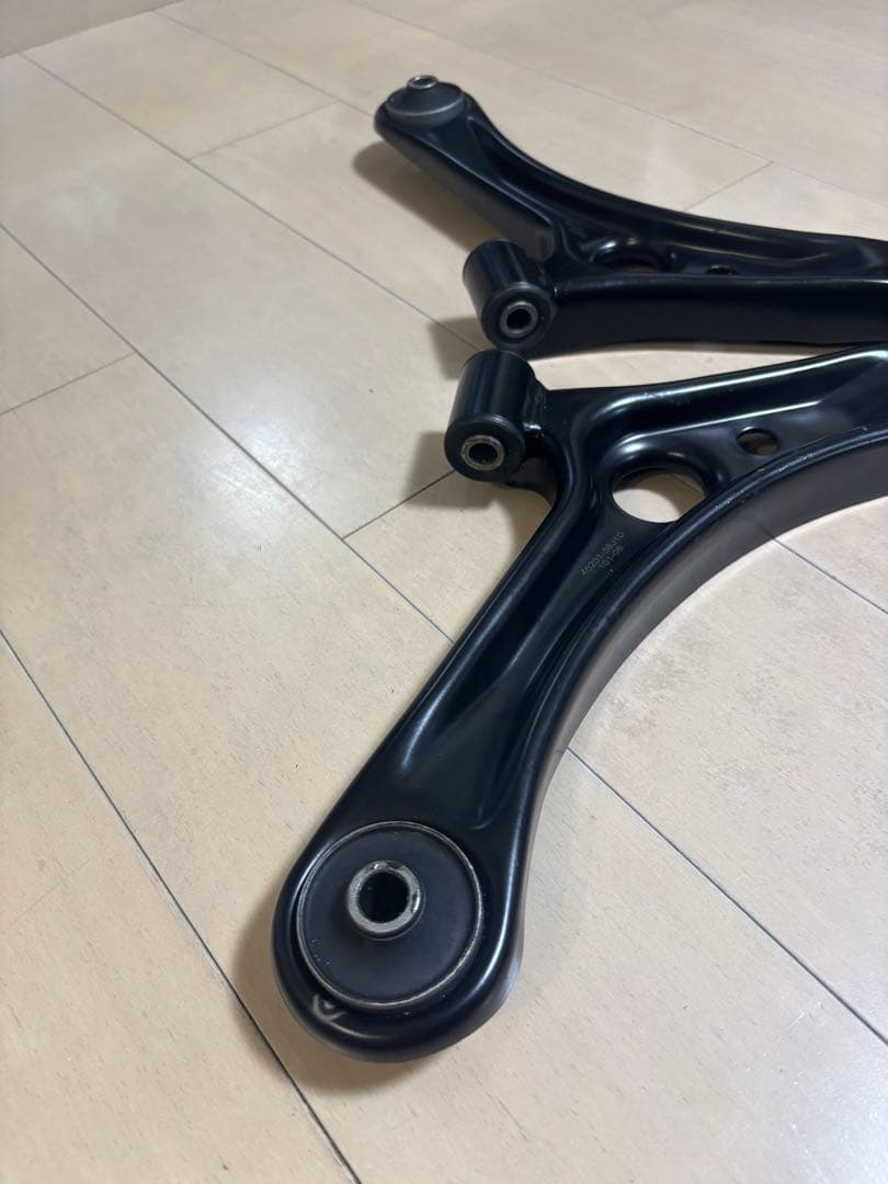 【美品】スズキパレット用ショックアブソーバ+ロアアーム+アッパーマウント1台分