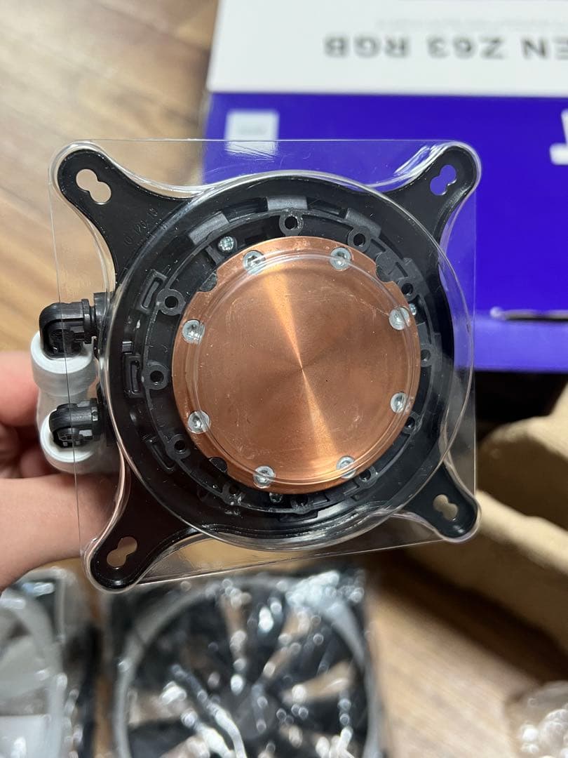 NZXT KRAKEN Z63 RGB（ホワイト）