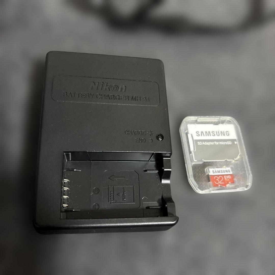 Y*i様 Nikon ミラーレスカメラ 1 NIKKOR 10-30mm