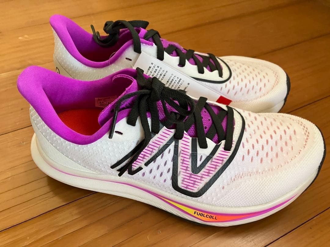 スパイク・シューズ New Balance FuelCell rebel 23.5 B