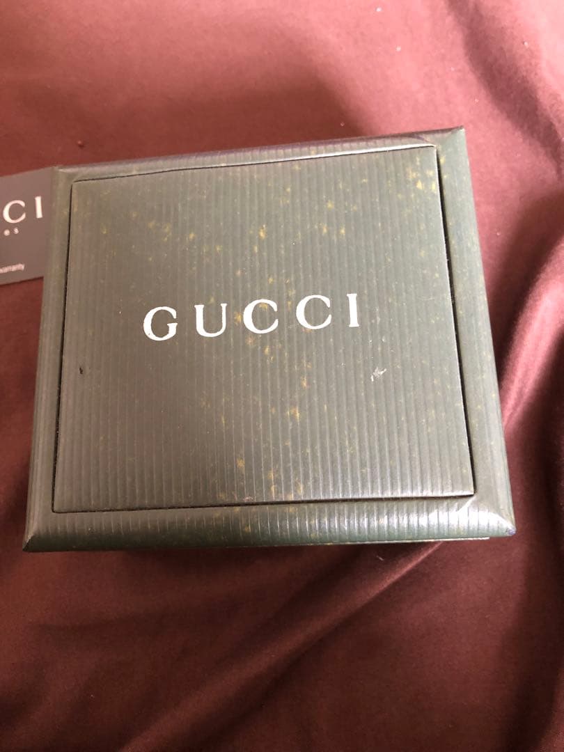 GUCCI クォーツ時計 交換可能ベゼル付き