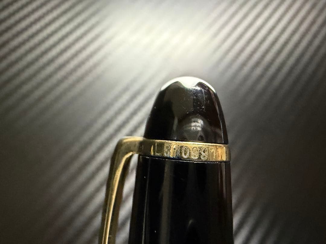 極美品 モンブラン マイスターシュテュック 144 ブラック 中白 EF 万年筆