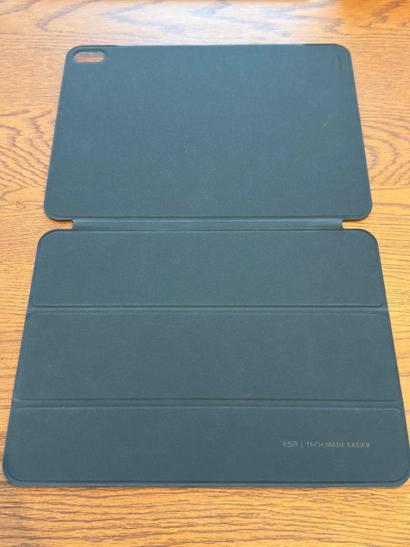 M2 iPad Air 11インチ（スペースグレイ）＋ ESRカバー