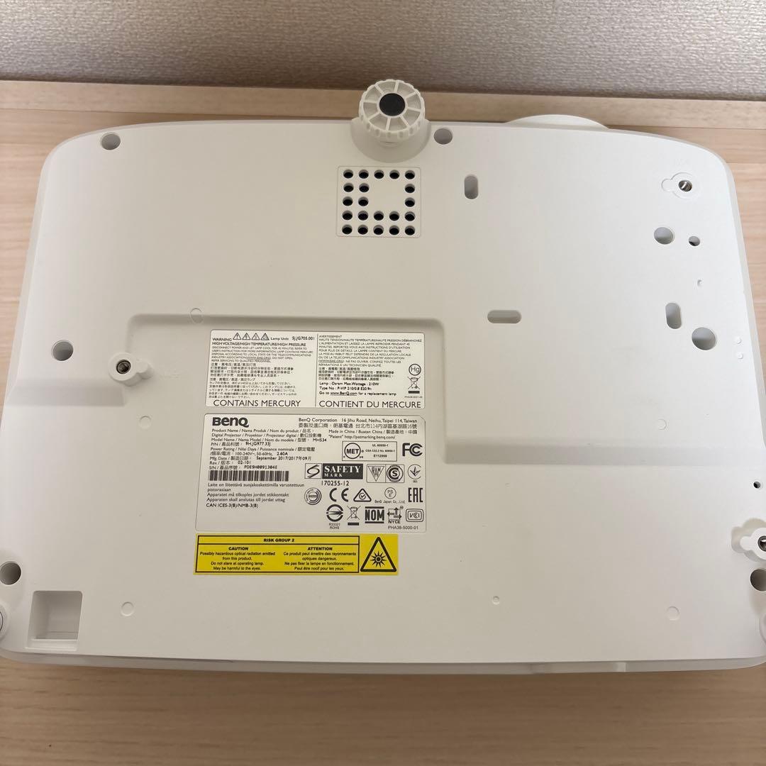 【期間限定お値下げ】BenQ プロジェクター