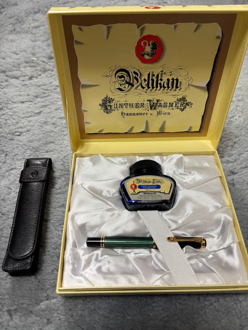 ペリカン スーベレーン M300 緑縞 14K 字幅F フルセット 新品/廃盤