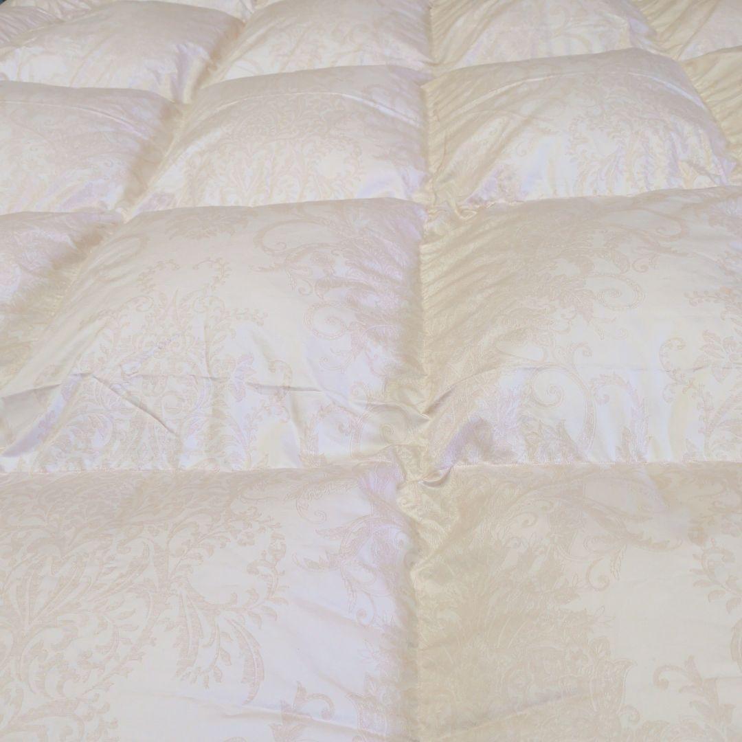 羽毛布団　ダブルサイズ