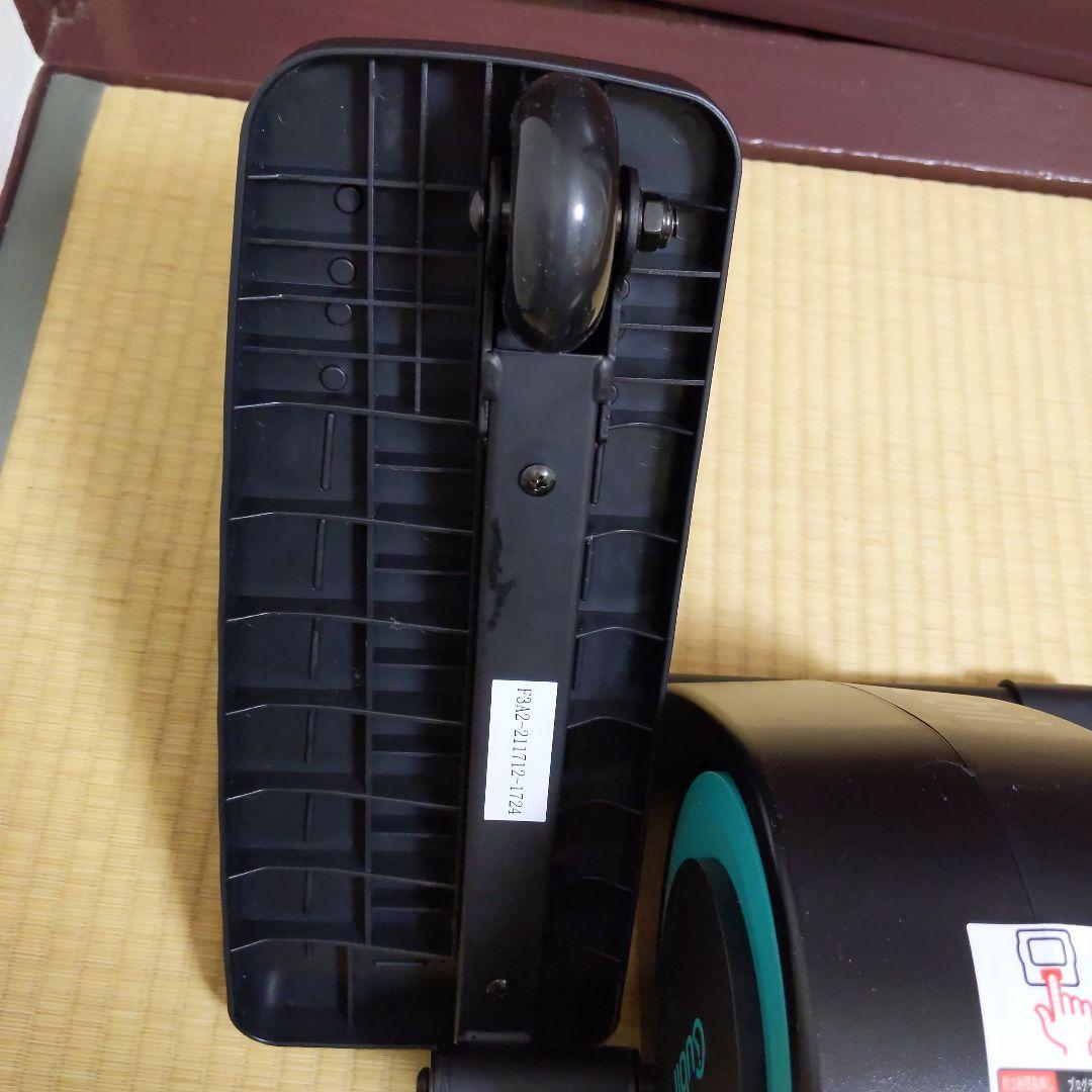 美品・匿名配送 サイクルマシン キュービー お部屋でイスに座ったまま運動