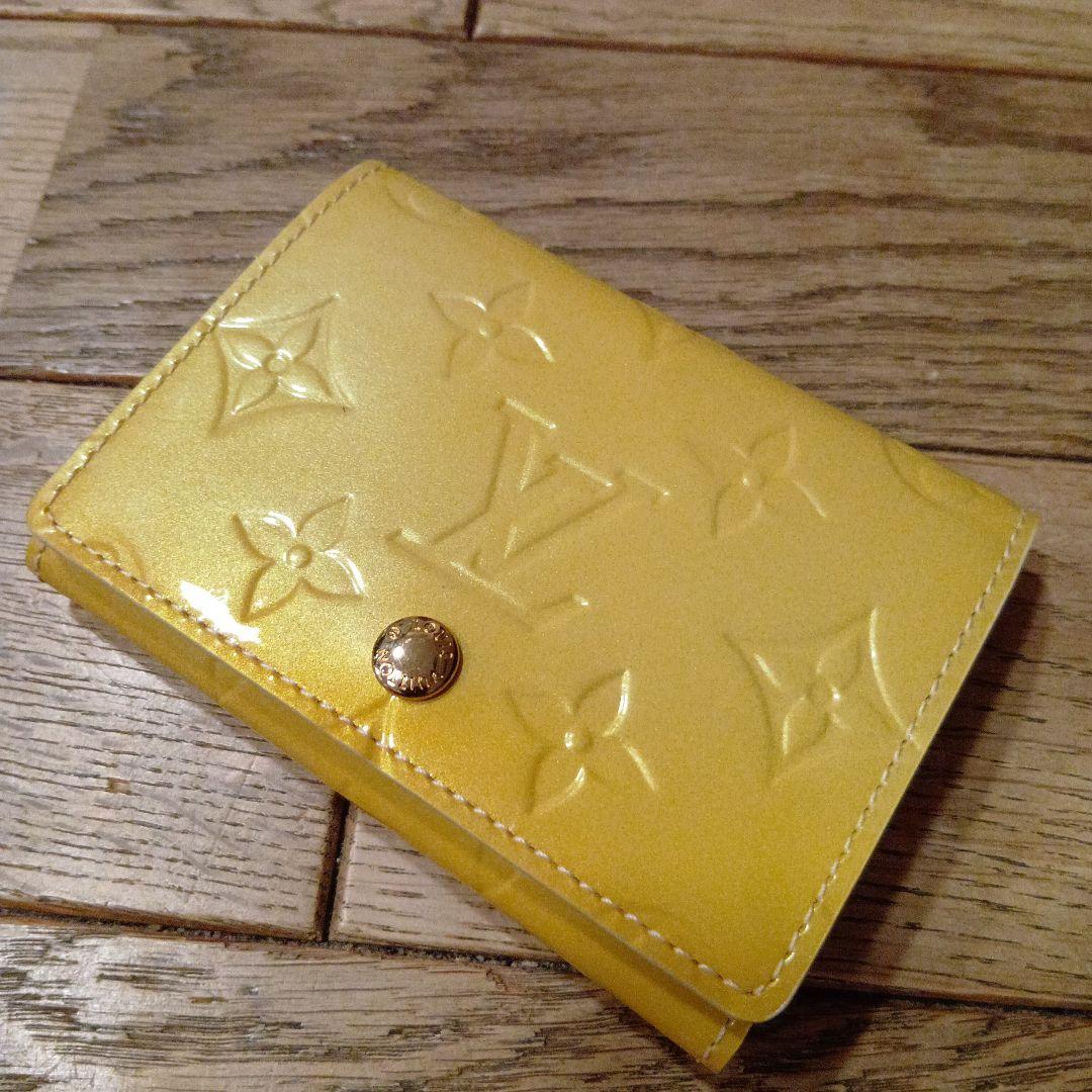 【新品、変色有】ルイヴィトン　ヴェルニ　総柄　名刺ケース　カードケース　エナメル