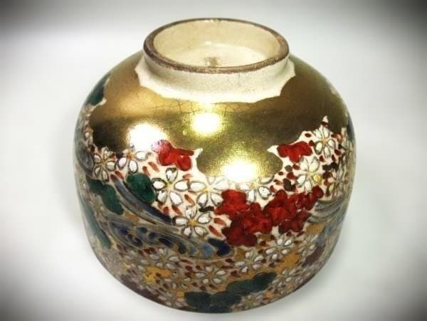 古い 本薩摩焼 金襴手 花づくし 竜田川 紅葉 茶道具 抹茶茶碗