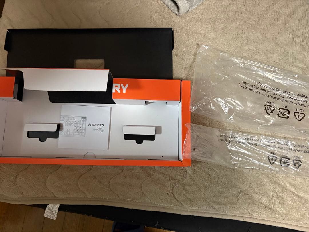 SteelSeries Apex Pro RGBキーボード　フルサイズ